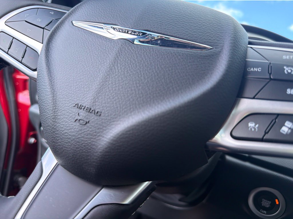 Used 2026 Chrysler Voyager LX FWD image 25