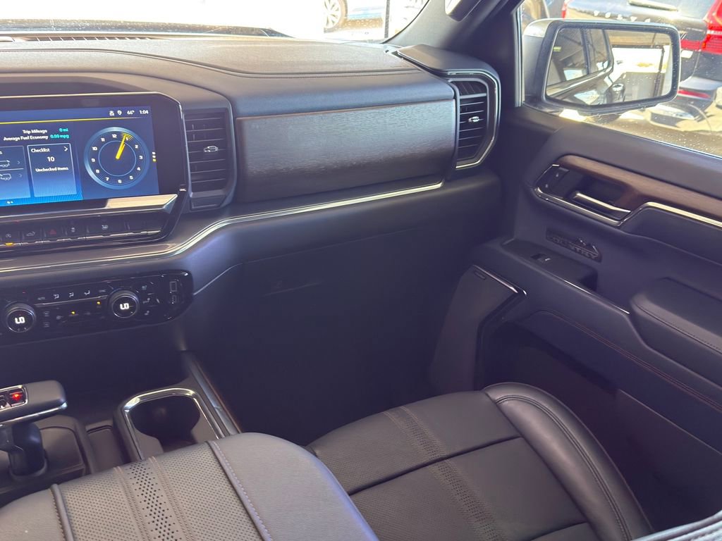Used 2023 Chevrolet Silverado 1500 High Country image 29