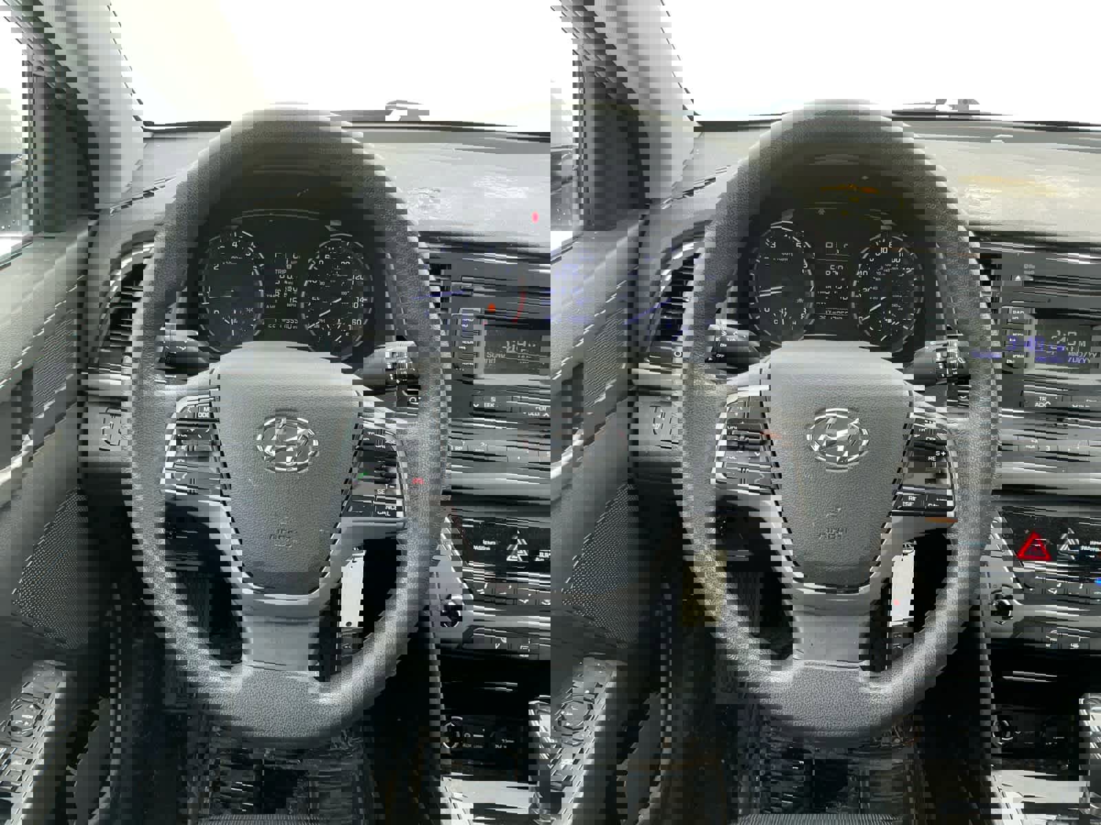 Used 2018 Hyundai Elantra SE w/ Cargo Package image 10