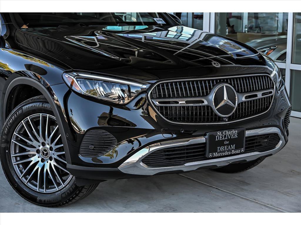 Certified 2026 Mercedes-Benz GLC 300 4MATIC image 2