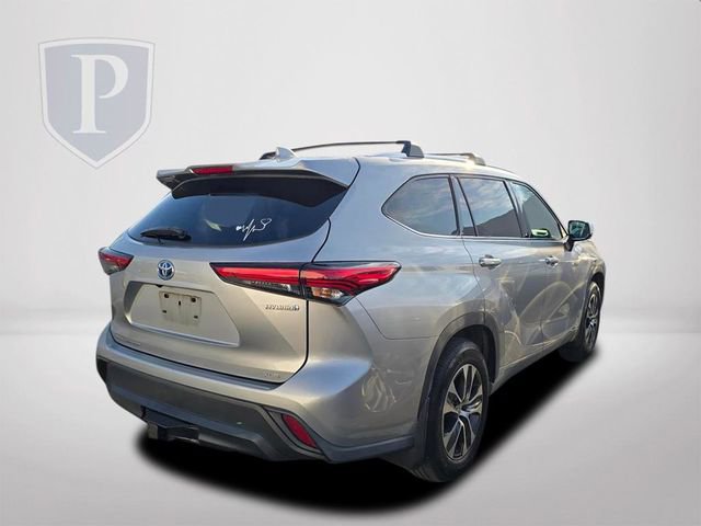 Used 2020 Toyota Highlander XLE image 4