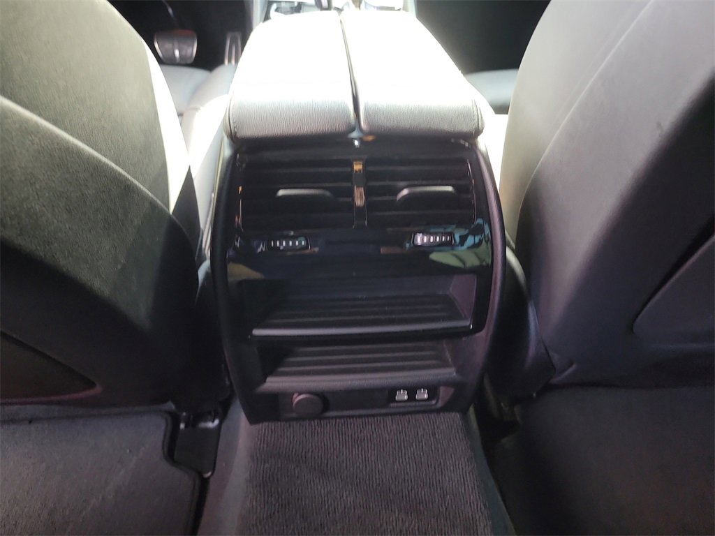 Used 2021 BMW 530i w/ M Sport Package image 13