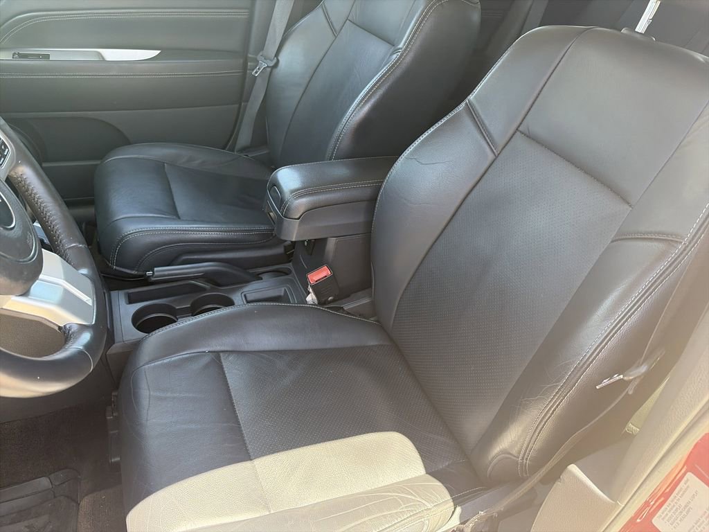 Used 2017 Jeep Compass High Altitude FWD image 12