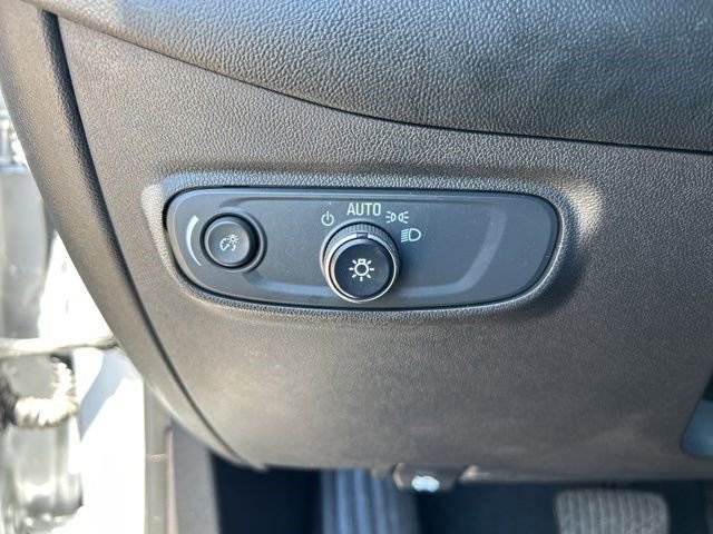 Used 2022 Chevrolet Equinox LT AWD/4WD image 20