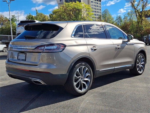 Used 2021 Lincoln Nautilus Reserve image 7