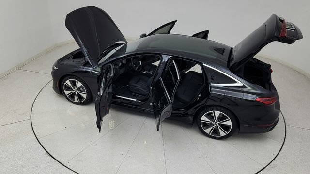 Used 2025 Audi A6 e-tron Prestige w/ Black Warm Weather Package image 90