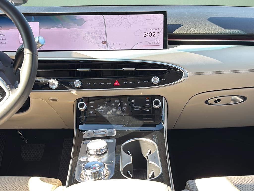 Certified 2026 Genesis GV70 2.5T image 22