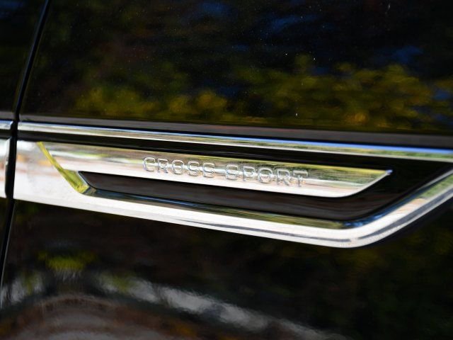 New 2026 Volkswagen Atlas Cross Sport SE image 10