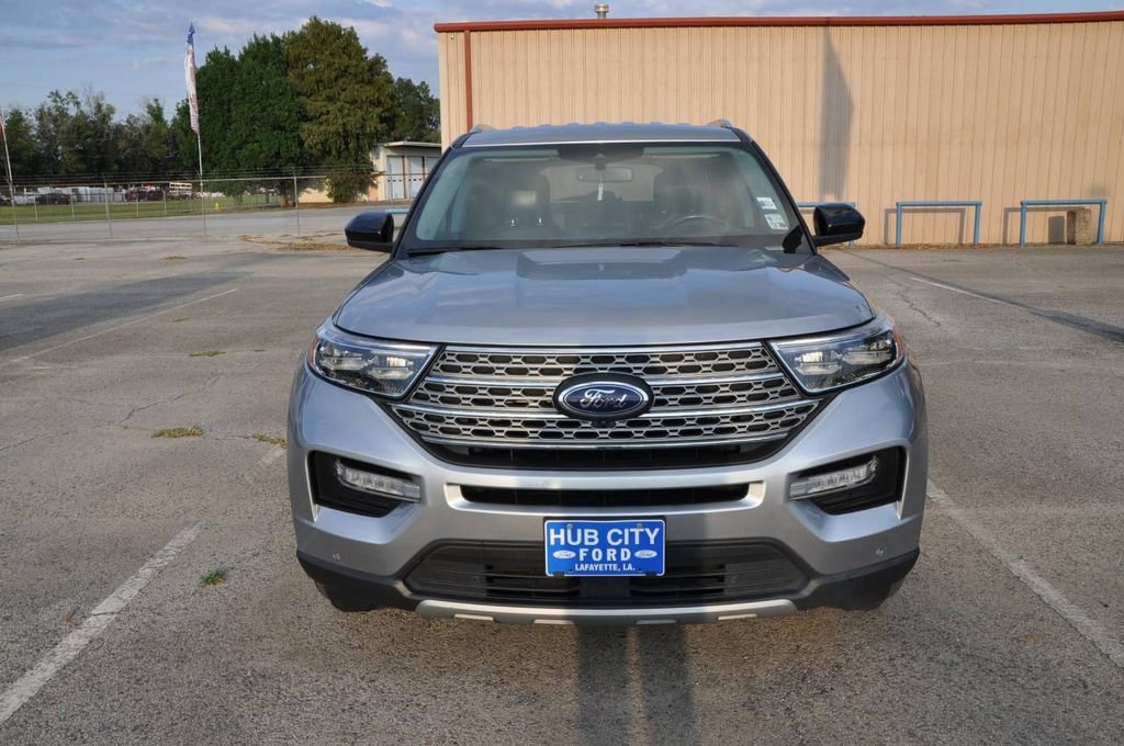Used 2022 Ford Explorer Limited image 8