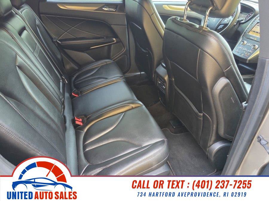 Used 2017 Lincoln MKC Premiere AWD/4WD image 12