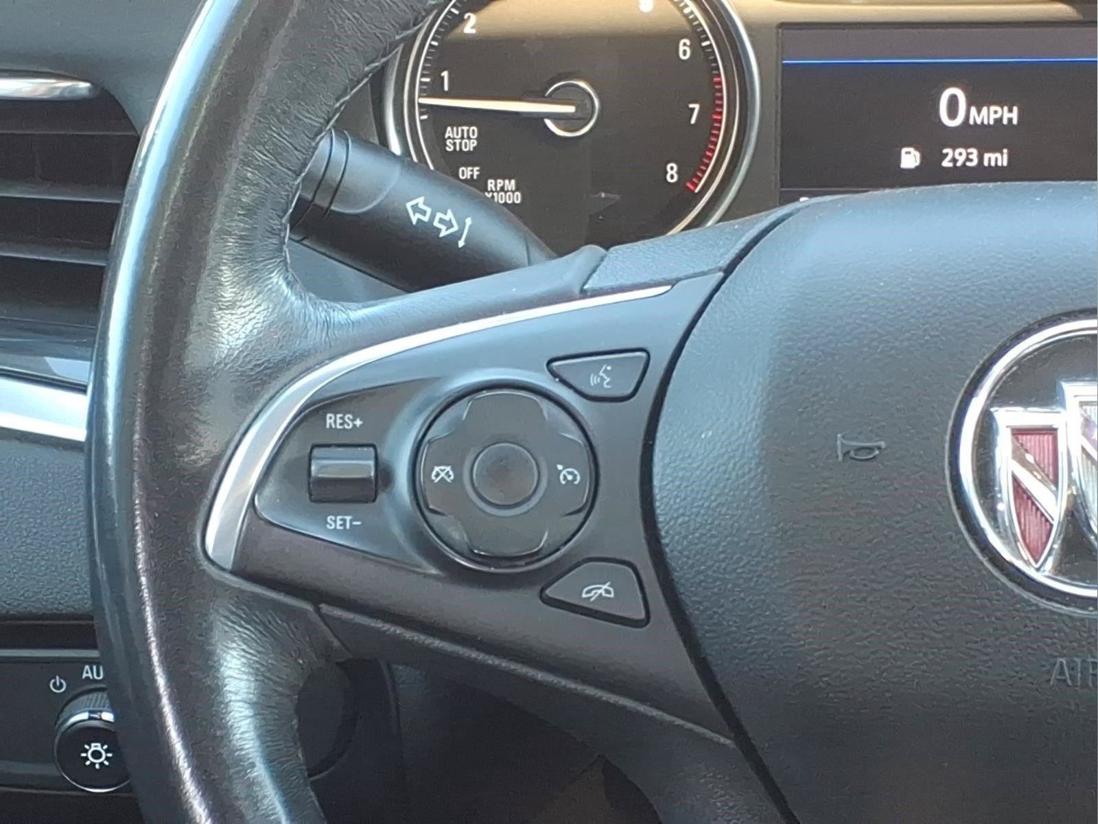 Used 2020 Buick Enclave Essence AWD/4WD image 11