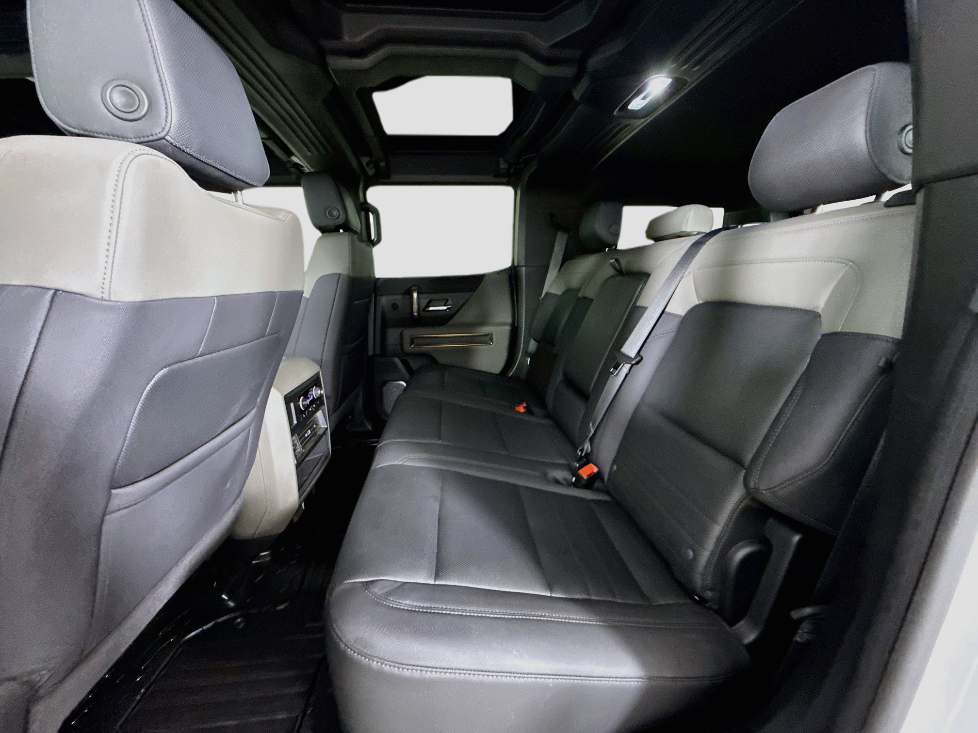 Used 2024 GMC Hummer EV 2X w/ Extreme Off-Road Package AWD/4WD image 27