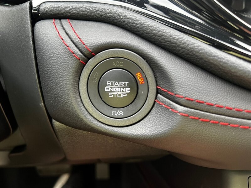 Used 2025 Dodge Durango GT AWD/4WD image 31