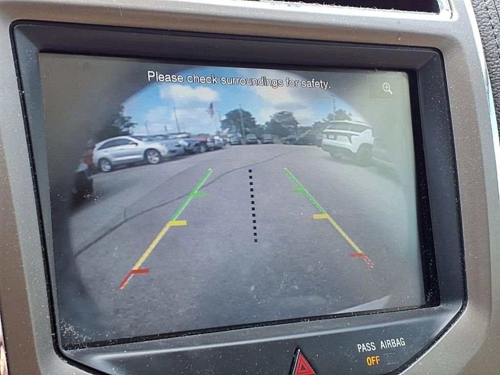 Used 2013 Lincoln MKX AWD image 20