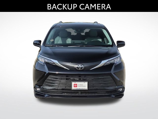Certified 2026 Toyota Sienna XLE FWD image 2