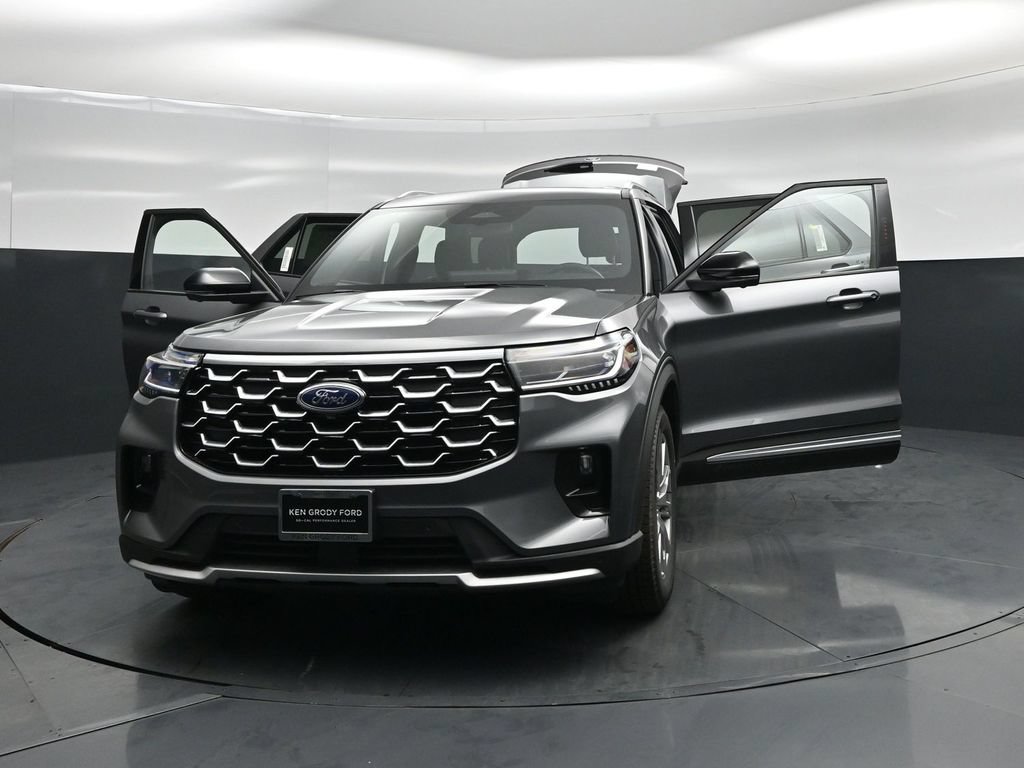 New 2026 Ford Explorer Platinum RWD image 31