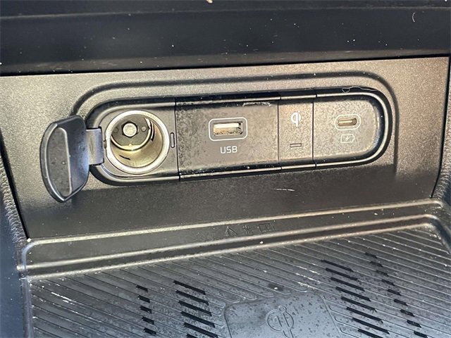 Certified 2024 Kia Sportage EX image 37