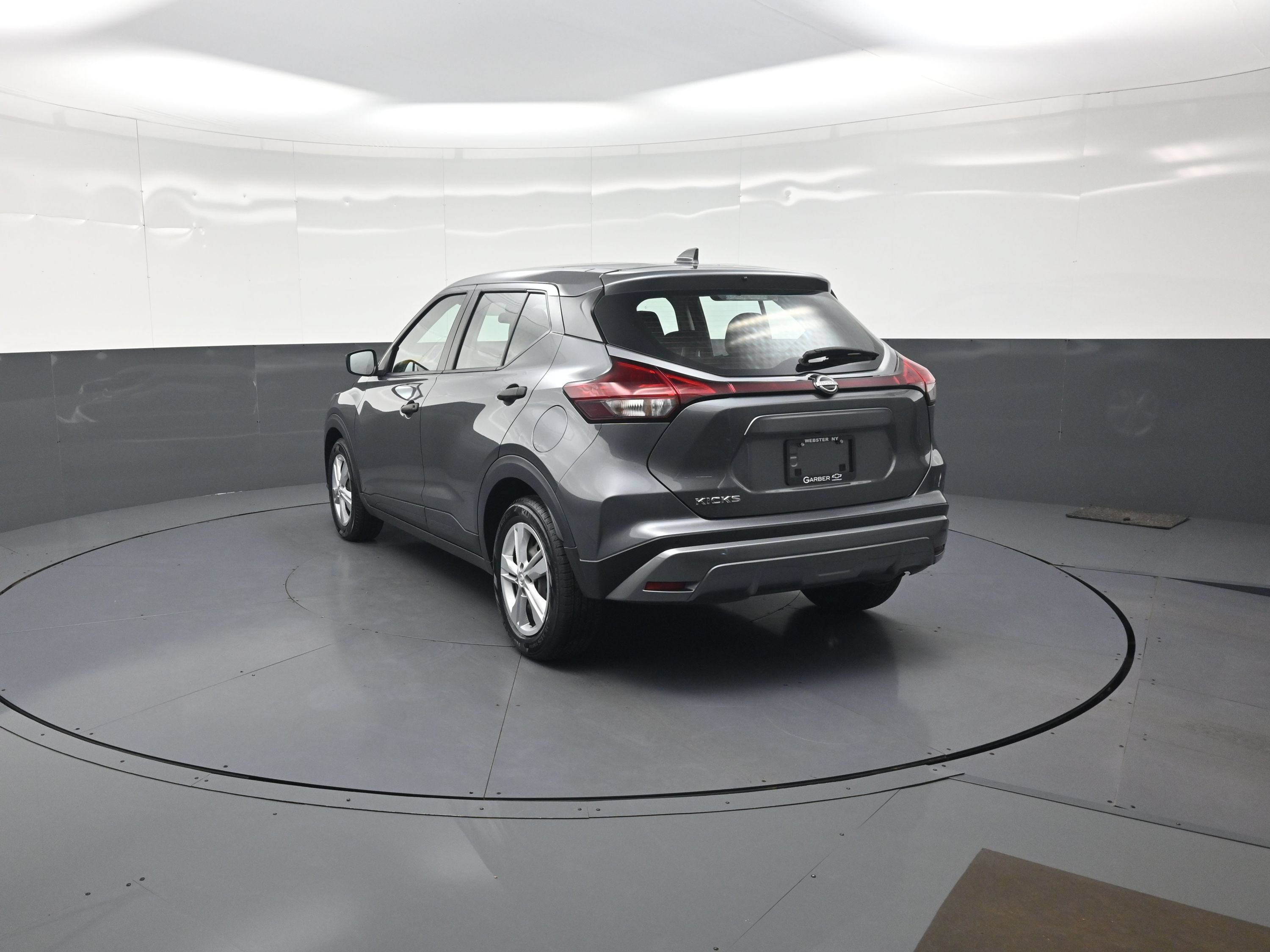 Used 2024 Nissan Kicks S FWD image 5