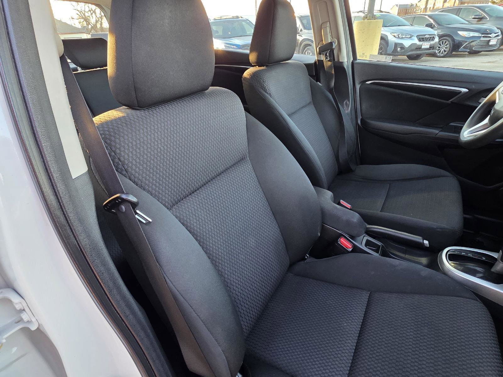 Used 2020 Honda Fit LX image 23