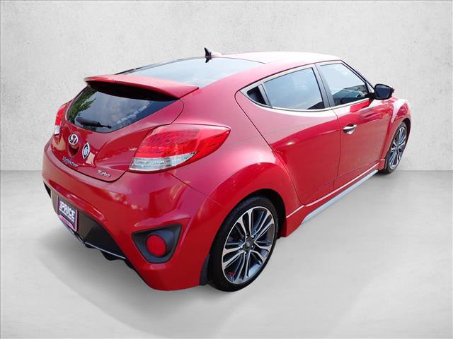 Used 2016 Hyundai Veloster Turbo FWD video 4