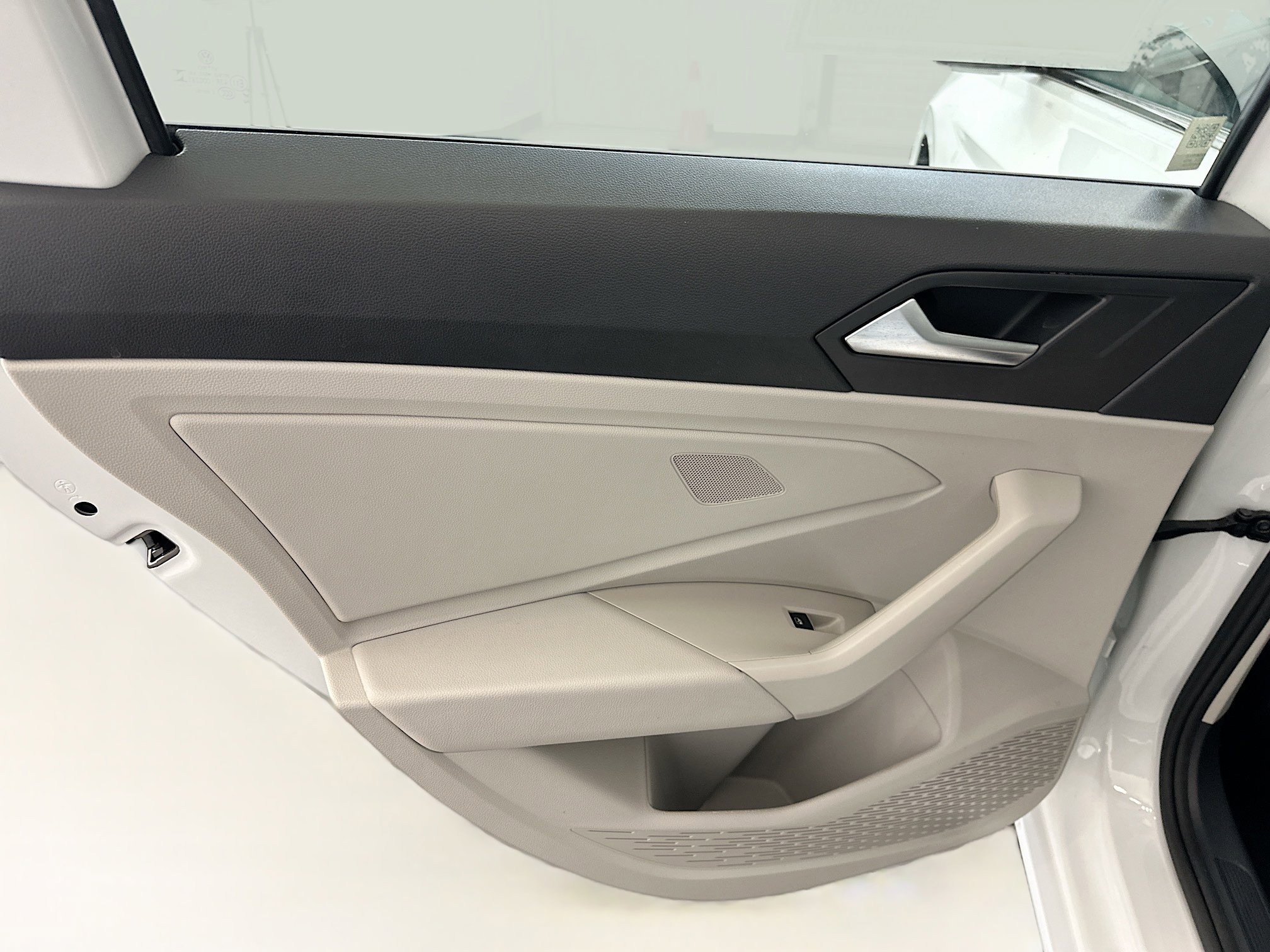 Used 2024 Volkswagen Jetta SE image 26