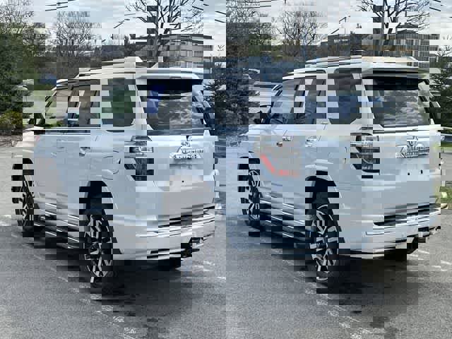 Used 2024 Toyota 4Runner Limited image 23