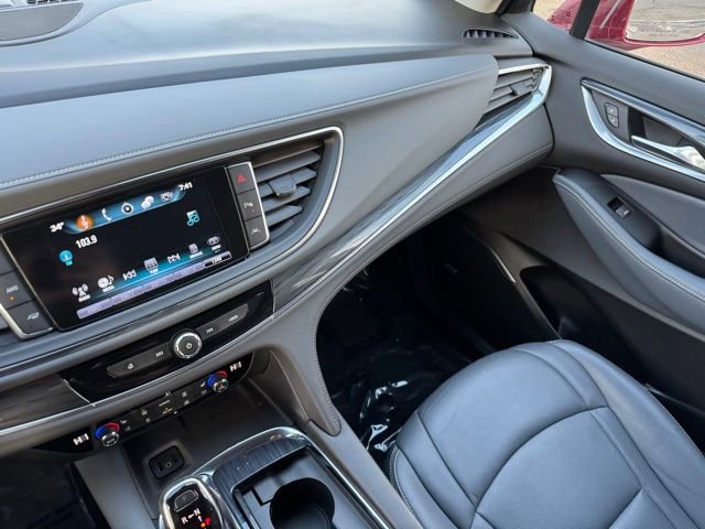 Used 2018 Buick Enclave Premium w/ Experience Buick Package image 24