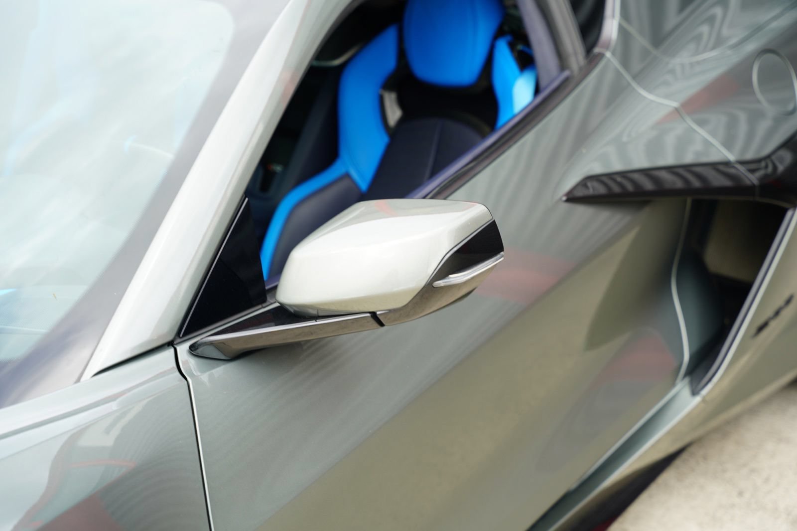 Used 2023 Chevrolet Corvette Z06 RWD image 6
