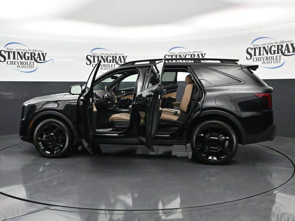 Used 2025 Kia Sorento SX Prestige w/ Olive Brown Leather Package image 28