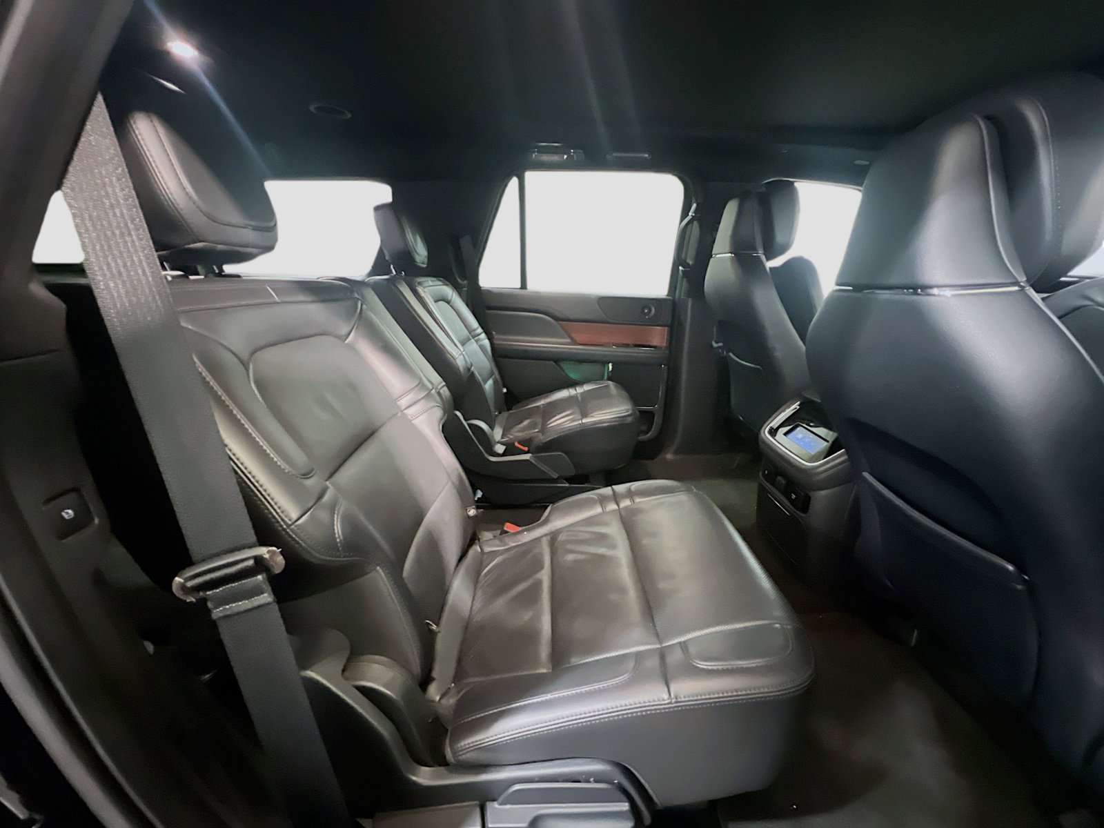 Used 2024 Lincoln Navigator Reserve image 22
