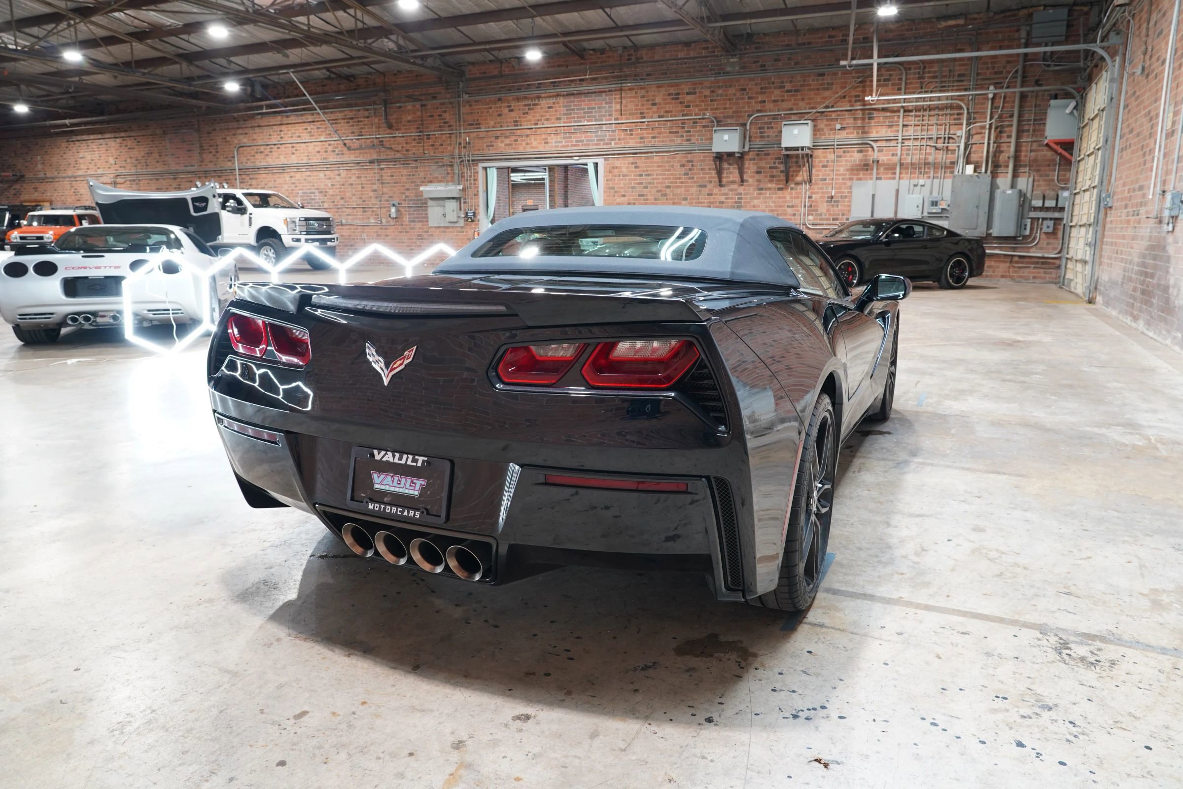 Used 2014 Chevrolet Corvette Stingray Convertible w/ 3LT Preferred Equipment Group RWD image 14