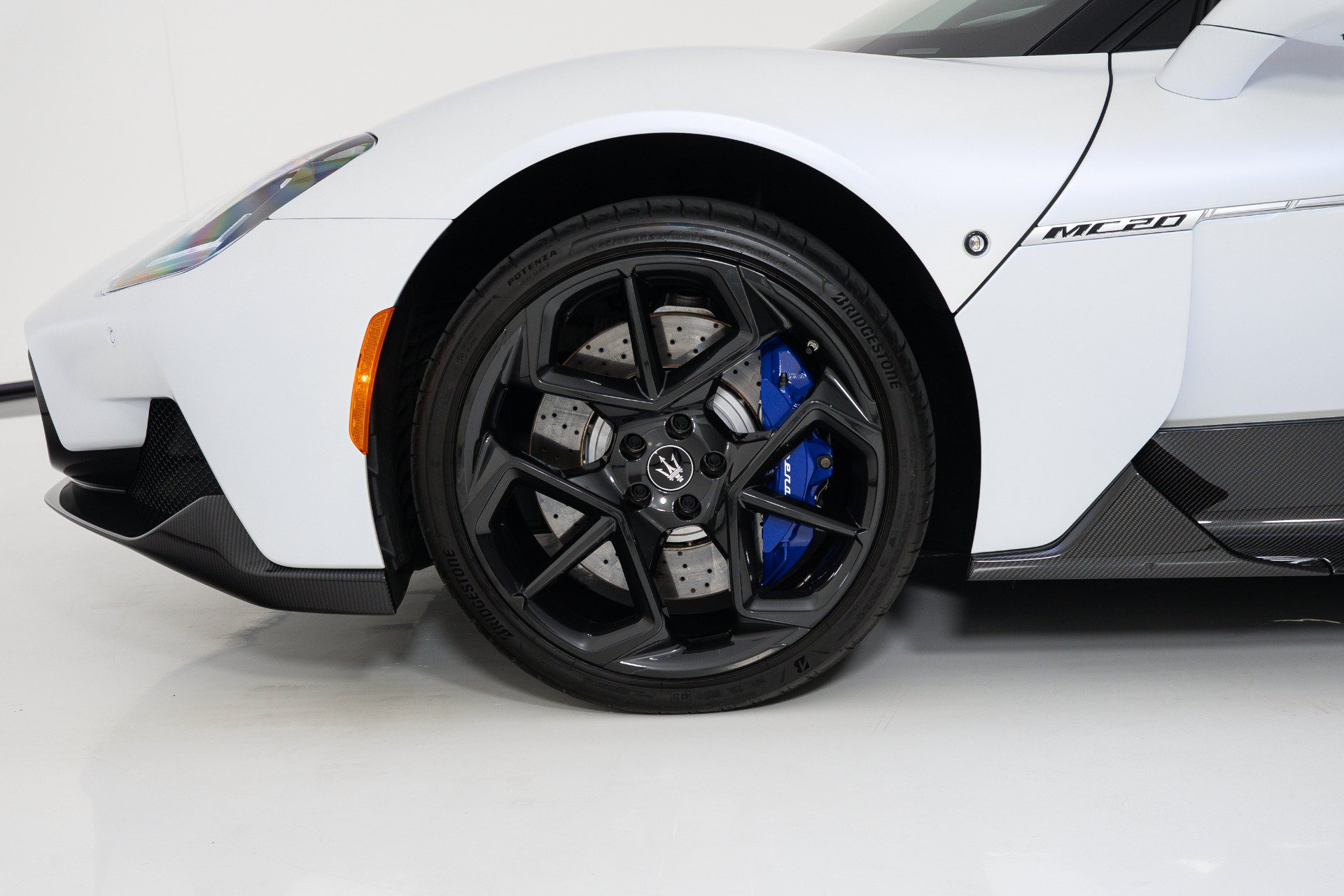 Used 2022 Maserati MC20 Coupe RWD image 12
