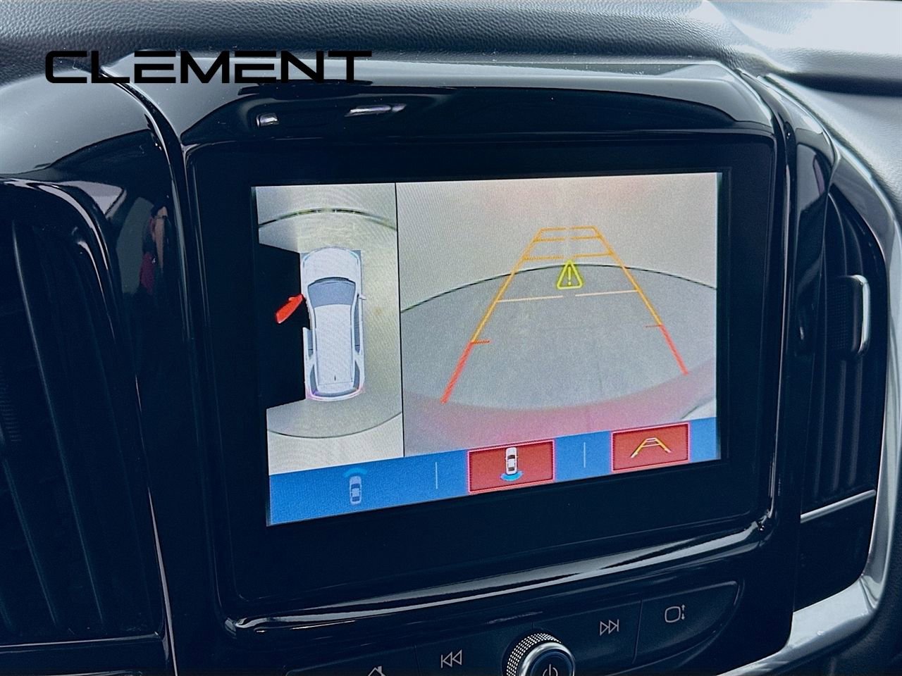 Used 2018 Chevrolet Traverse Premier w/ Driver Confidence II Package image 20