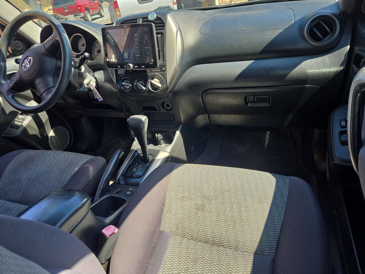 Used 2005 Toyota RAV4 4WD image 27