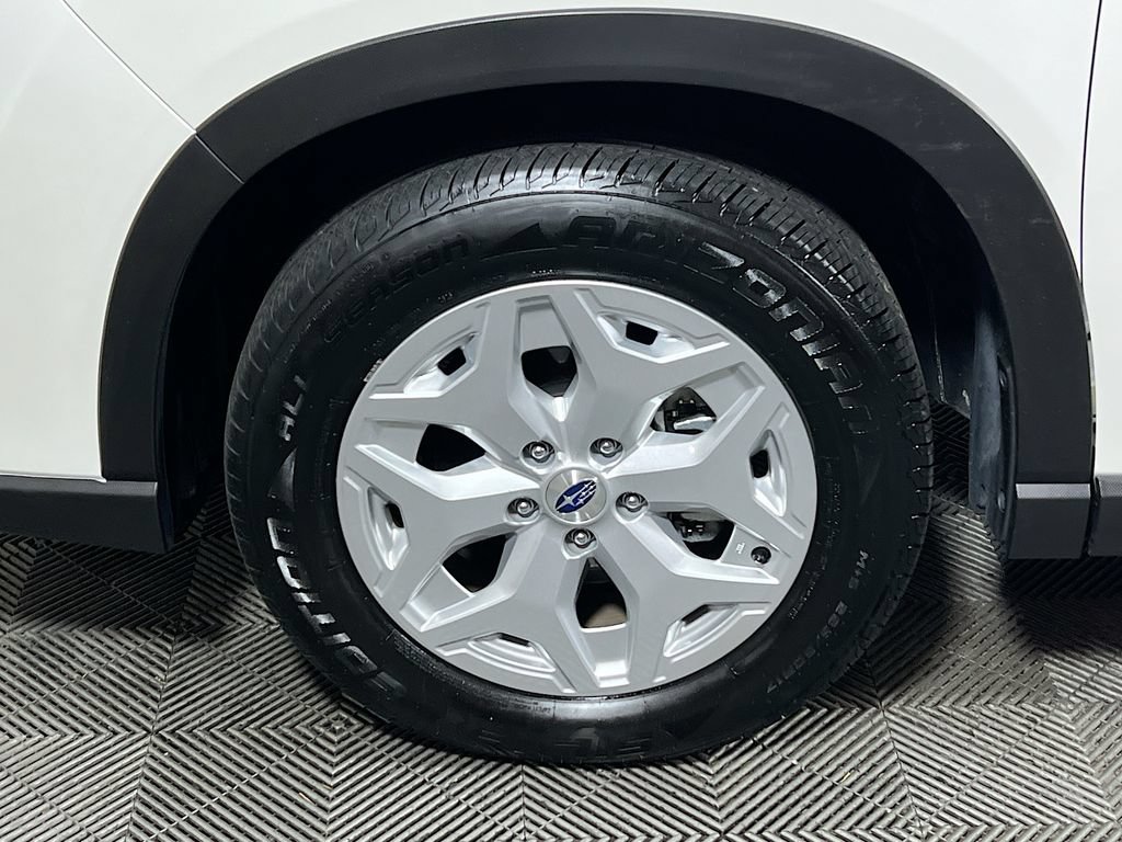 Used 2024 Subaru Forester AWD/4WD image 26