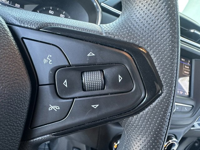 Used 2021 Chevrolet TrailBlazer LT FWD image 24