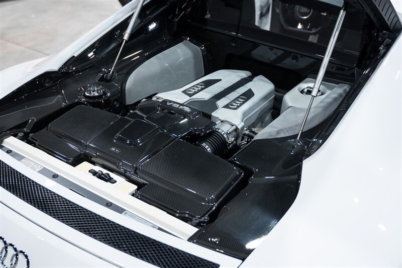 Used 2014 Audi R8 V8 AWD/4WD image 42