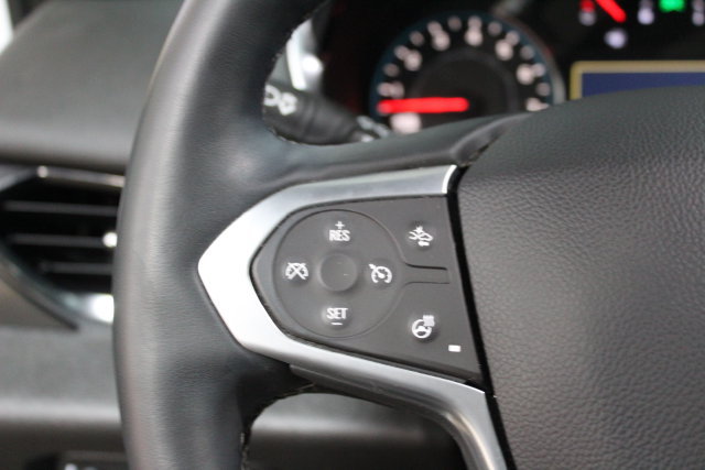 Used 2023 Chevrolet Traverse LT AWD/4WD image 16