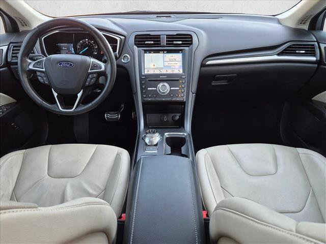 Used 2017 Ford Fusion Energi Titanium FWD image 18