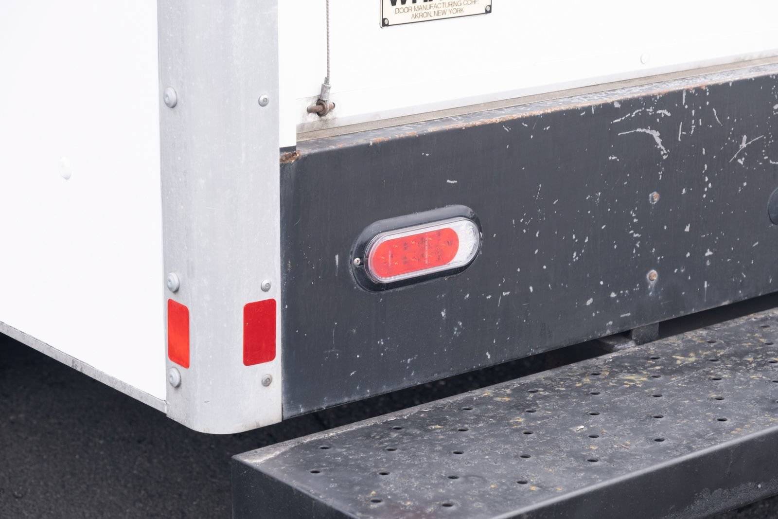 Used 2020 Chevrolet Express 3500 RWD image 17