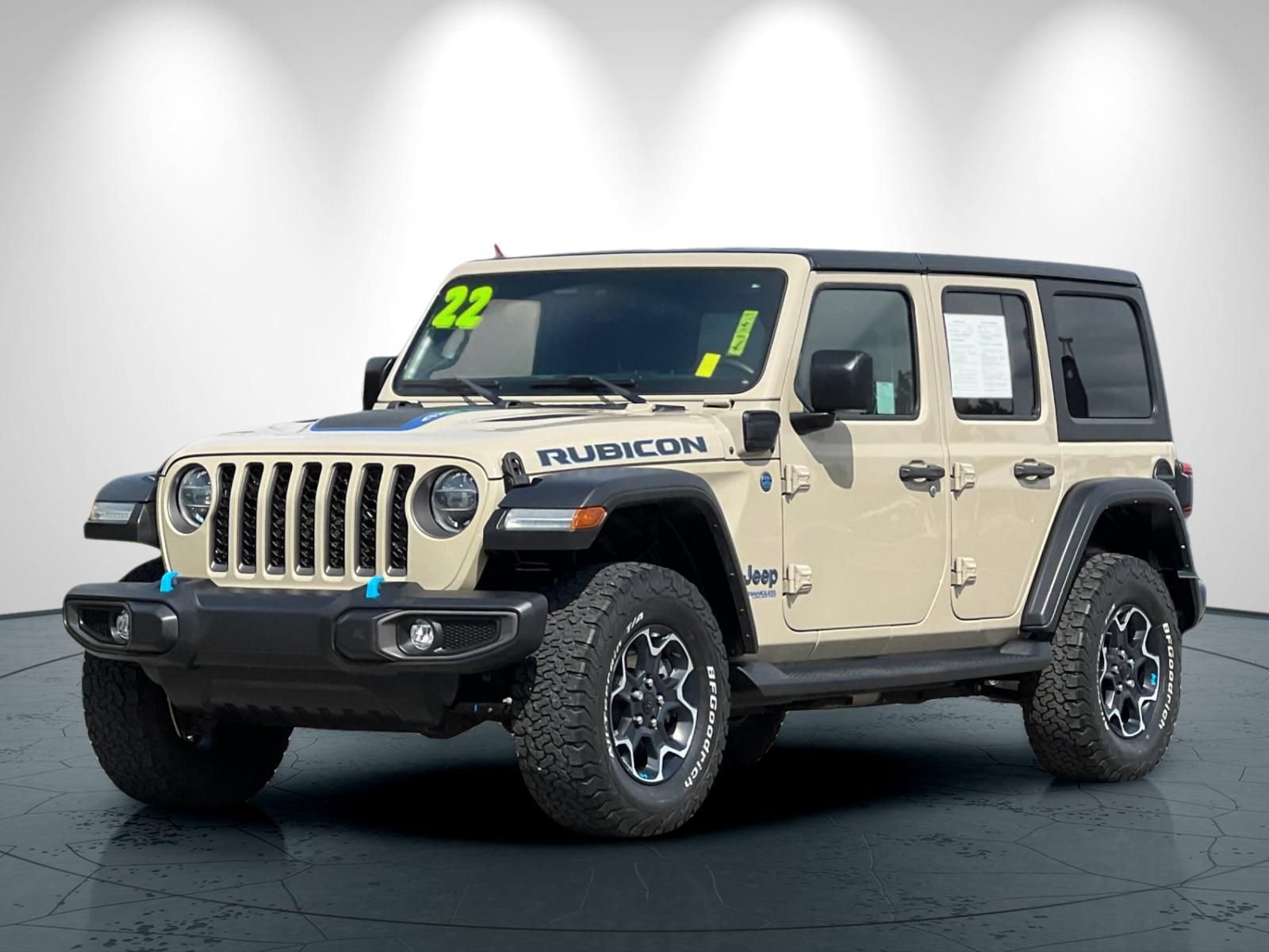 Used 2022 Jeep Wrangler Unlimited Rubicon 4xe w/ Safety Group AWD/4WD image 8