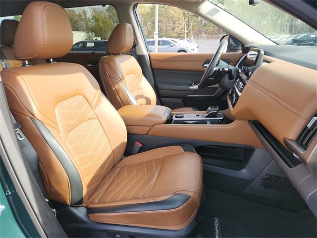 Certified 2024 Nissan Pathfinder Platinum w/ Cargo Package image 16