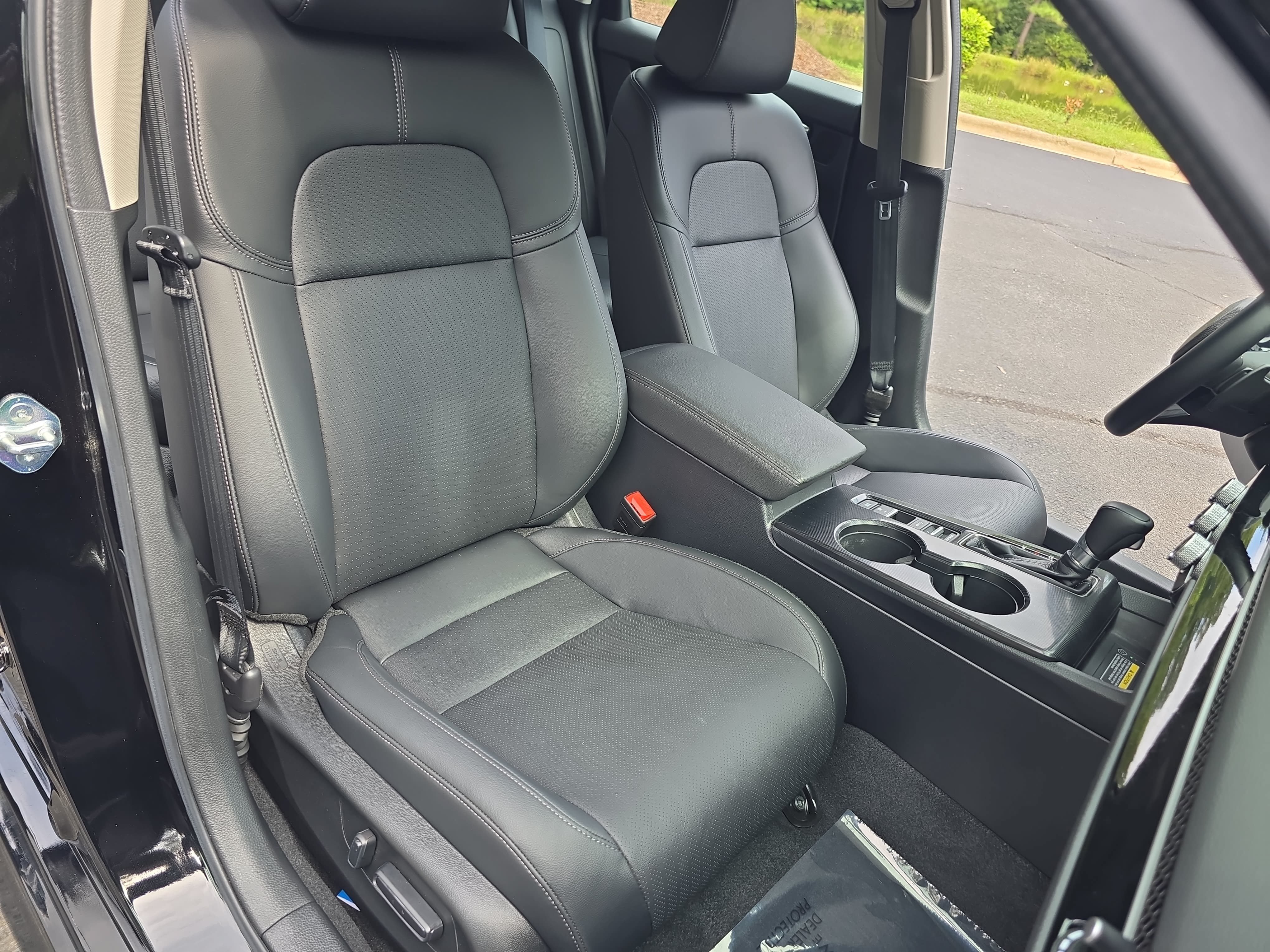 Used 2023 Honda Civic Touring image 10