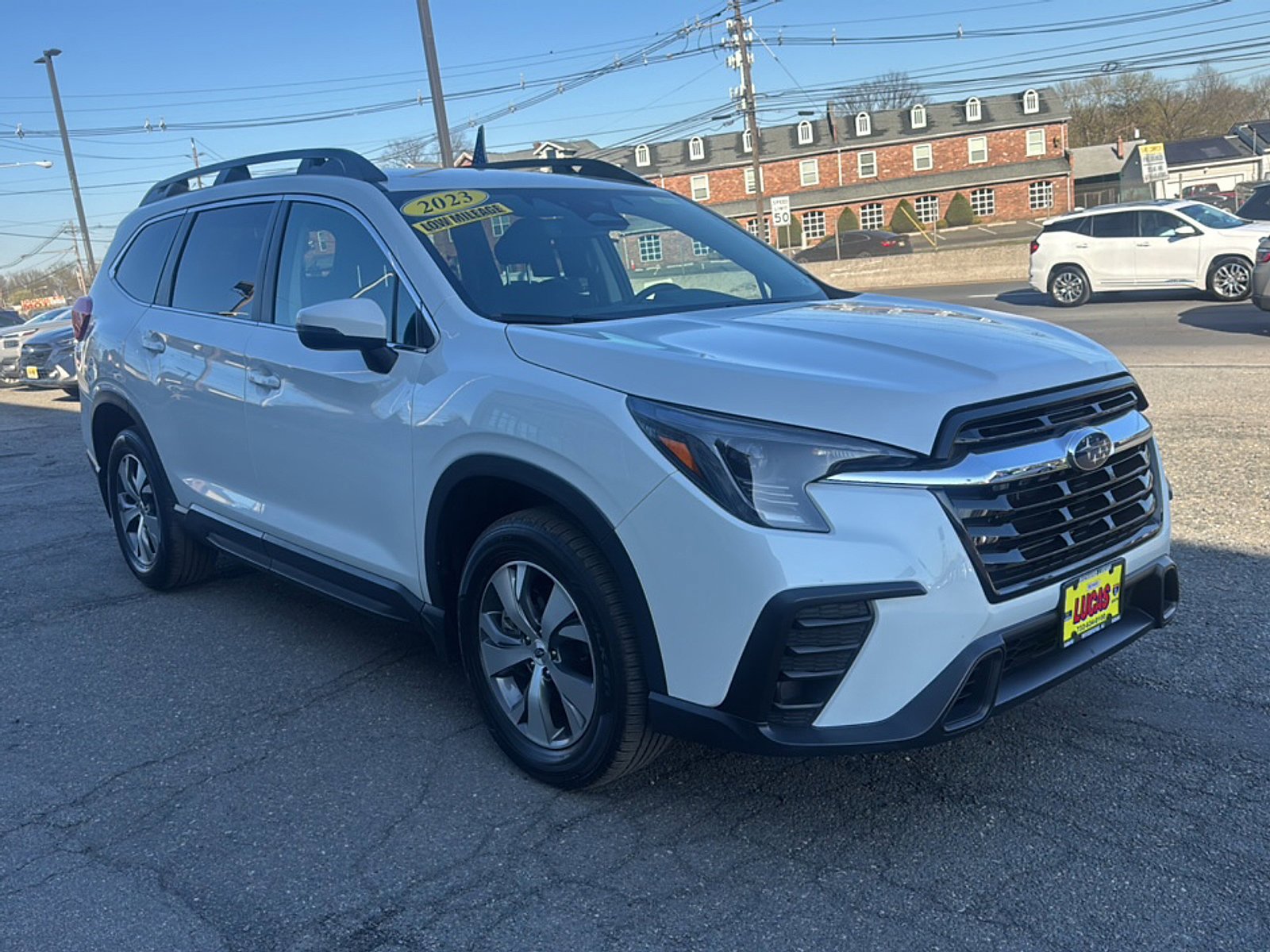 Certified 2023 Subaru Ascent Premium w/ Convenience Package AWD/4WD image 4