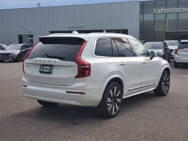 Certified 2024 Volvo XC90 T8 Ultimate w/ Protection Package Premier AWD/4WD image 4