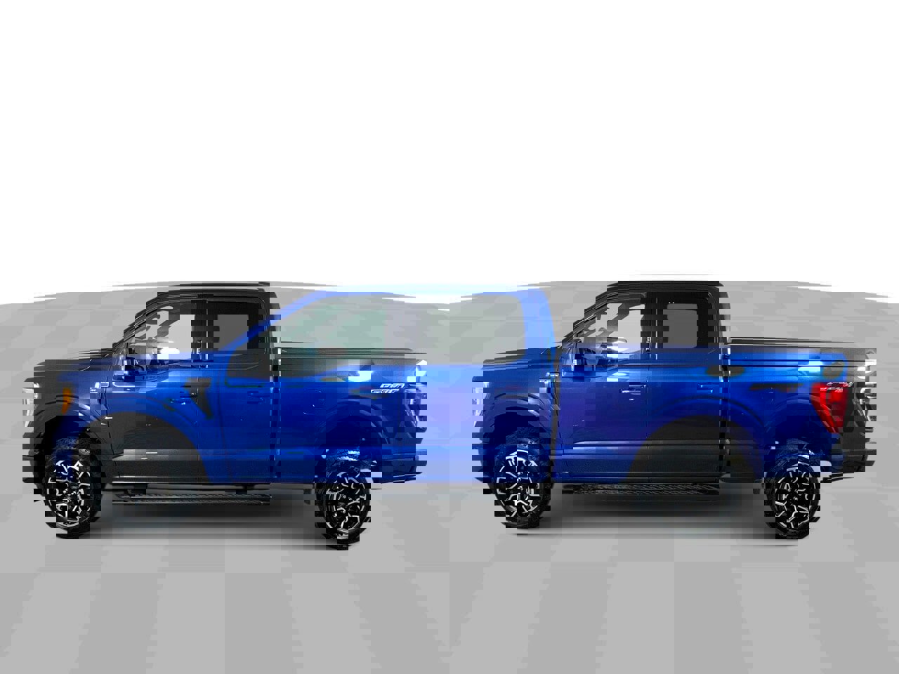Used 2022 Ford F150 XLT w/ Equipment Group 302A High image 41