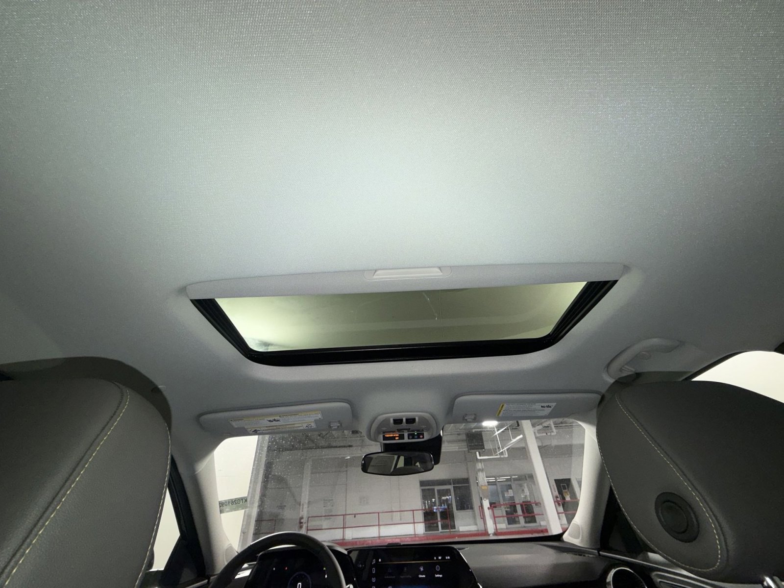 New 2026 Chevrolet Trax ACTIV w/ Sunroof Package image 24
