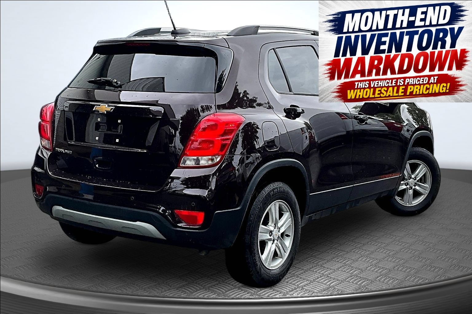 Used 2022 Chevrolet Trax LT w/ Driver Confidence Package AWD/4WD image 6