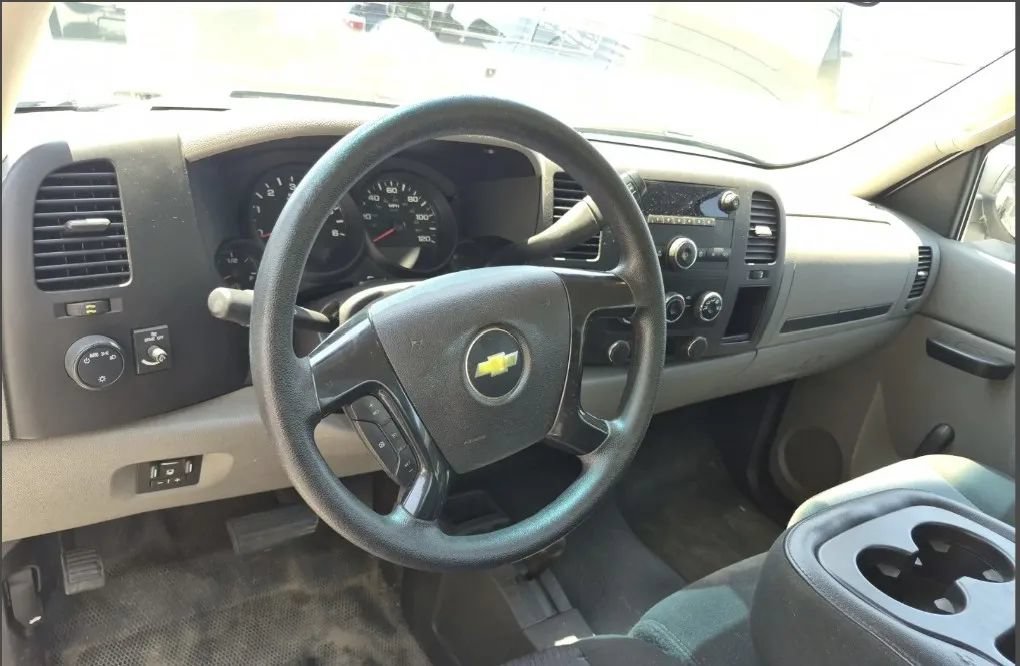 Used 2013 Chevrolet Silverado 1500 W/T AWD/4WD image 34