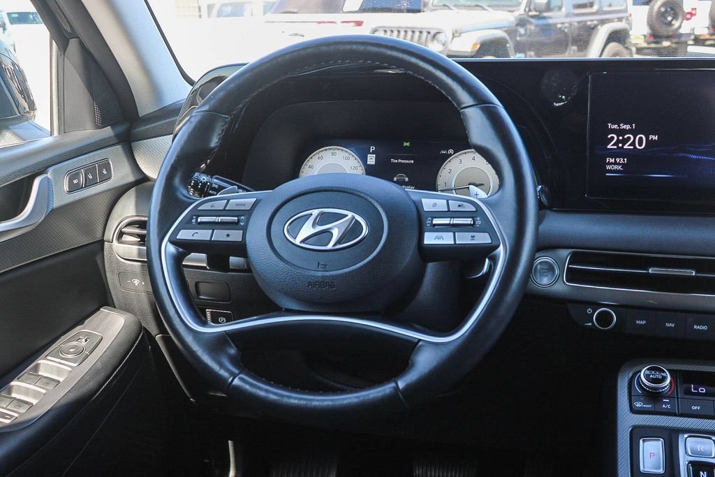 Used 2024 Hyundai Palisade SEL FWD image 16